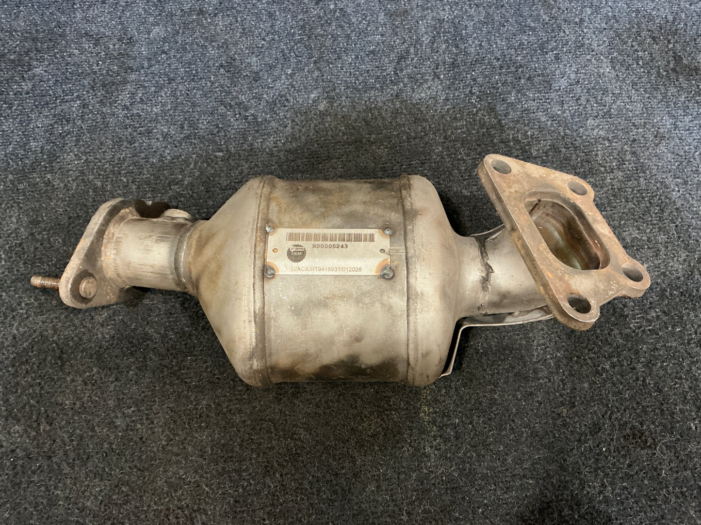 GM Exhaust Manifold OEM PN 19418931 EPA Code ACX