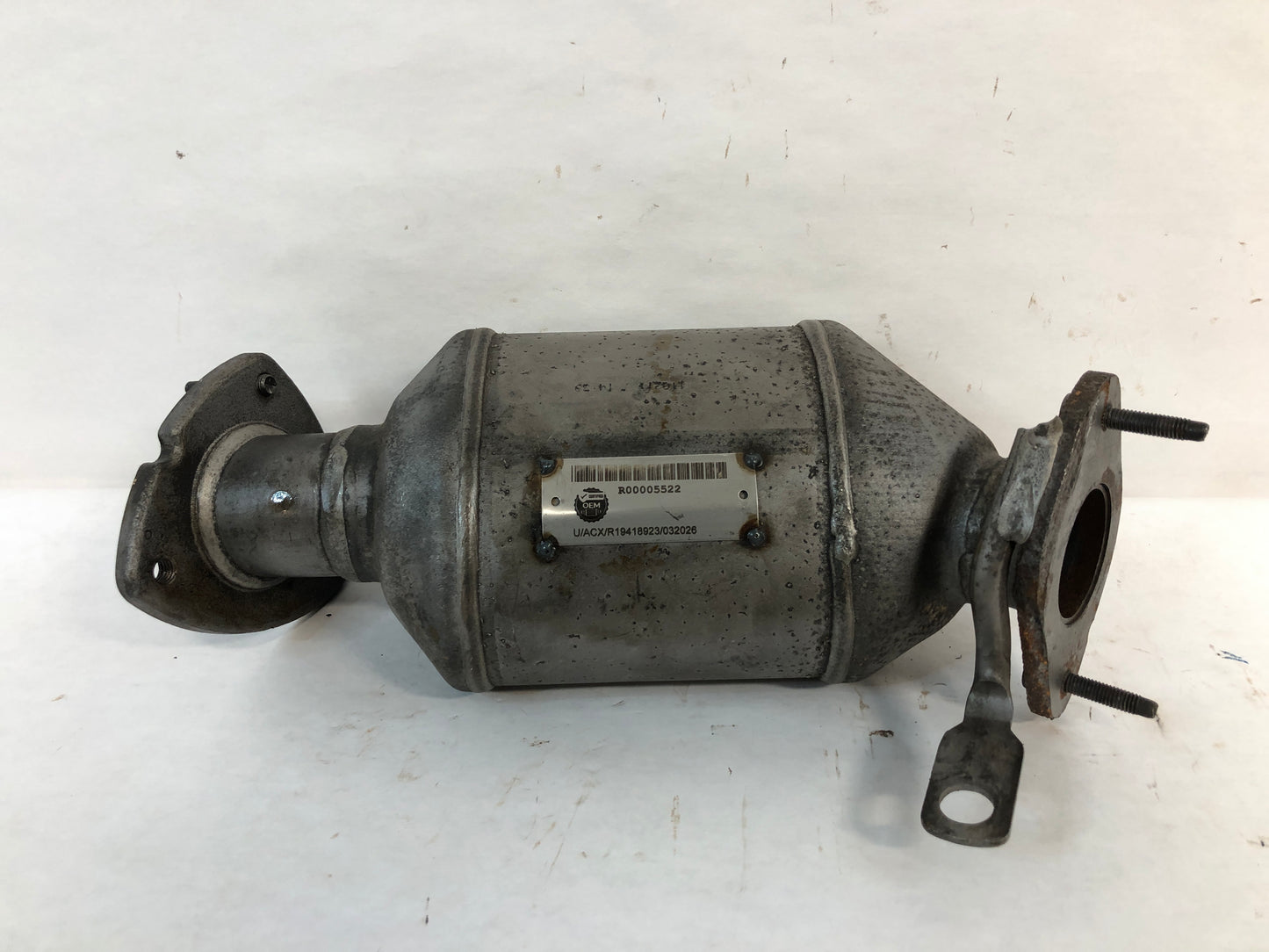 Driver Side Three-Way Catalytic Converter Kit left