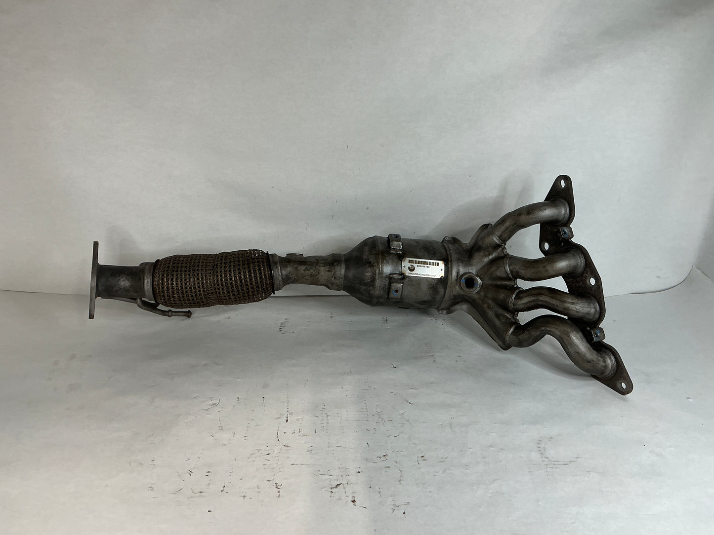 Exhaust Manifold, Exhaust Manifold And Catalyst
Description:
Focus. 2.0l. Without turbo. With pzev. 2.0L dohc, california.
Replaces: cv6z5g232a