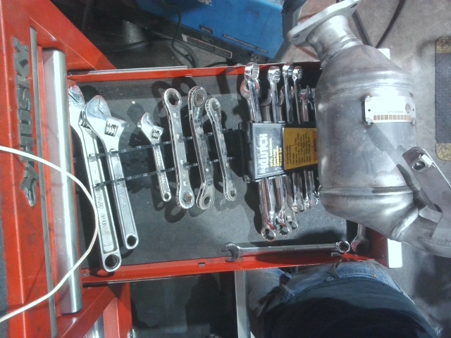 4G0-254-202-MX
Positions: Left
Other Names: Converter & Pipe, Catalyst
Description:
A6. 3.0l. Without competition. Left. A7. Without diesel. A8. 3.0l. Gas.
Replaces: 4g0254200kx, 4g0254202gx
Paint Mark: 4G0 254 202 M