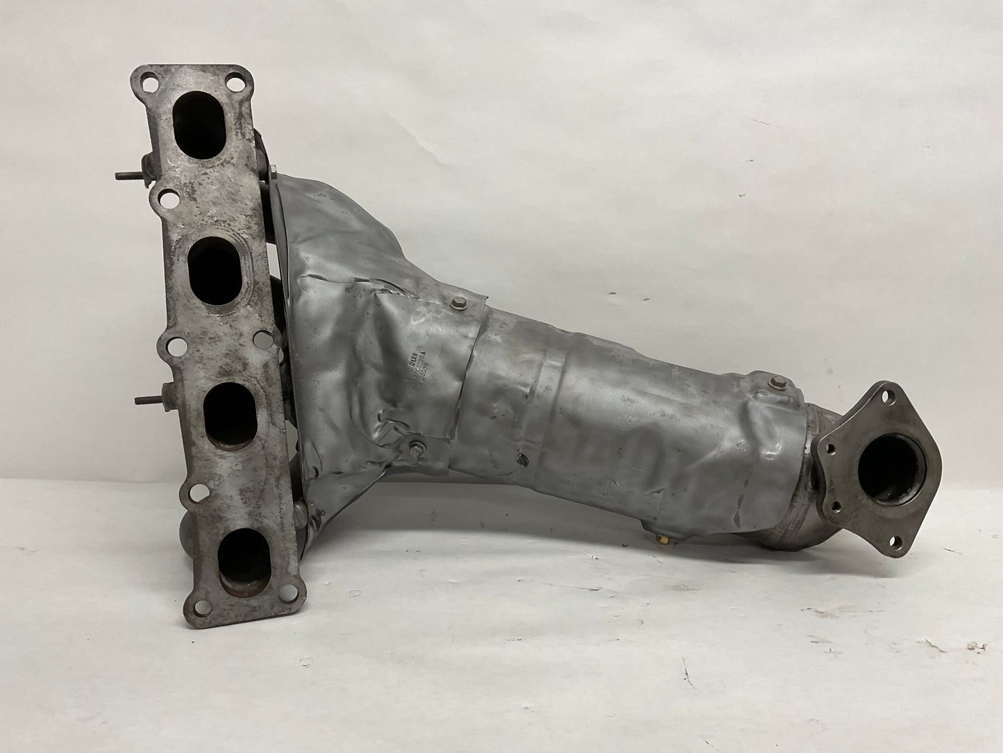 Exhaust And Catalytic Converter Manifold