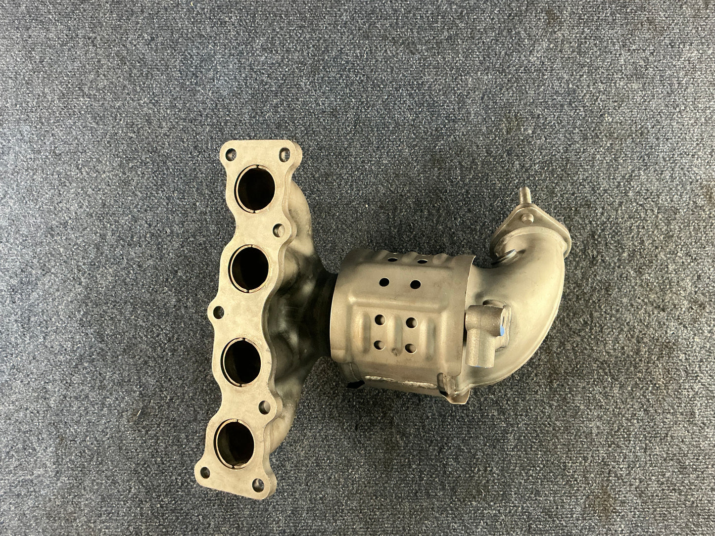 HYUNDAI/KIA Exhaust Manifold OEM PN 285102GAV0 EPA Code ACX