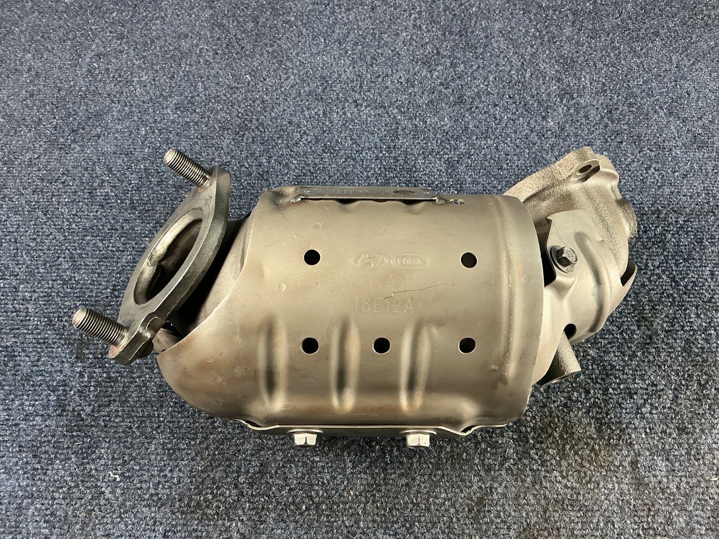 HYUNDAI/KIA Exhaust Manifold OEM PN 285302BAJ0 EPA Code ACX