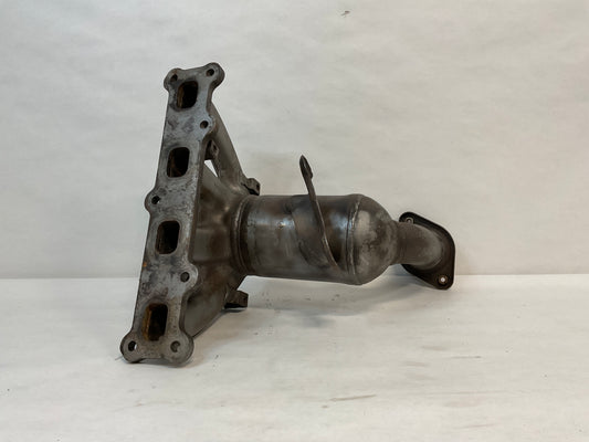 Exhaust And Catalytic Converter Manifold