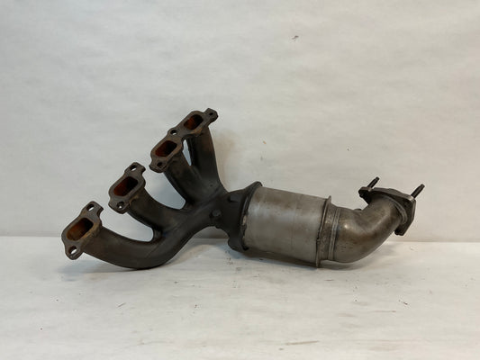 Exhaust Manifold with Catalytic Converter 
Secondary P/N: Isuzu (8194201960)
