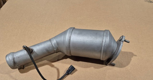 Converter, Converter Assembly
Mustang. 5.0l. Right. Manual trans. 5.0L, to 8/16/10.