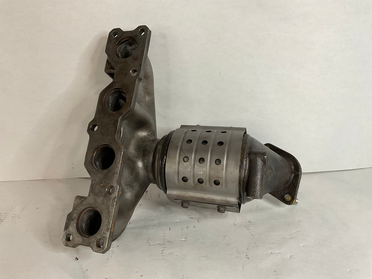 Manifold Catalytic Converter
Santa Fe. 2.4l.