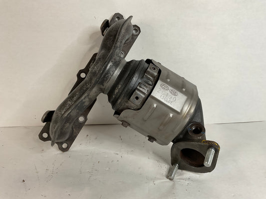 Manifold Catalytic, Optima. 
2.4l. Korea built. California.

Replaces:	285102g170