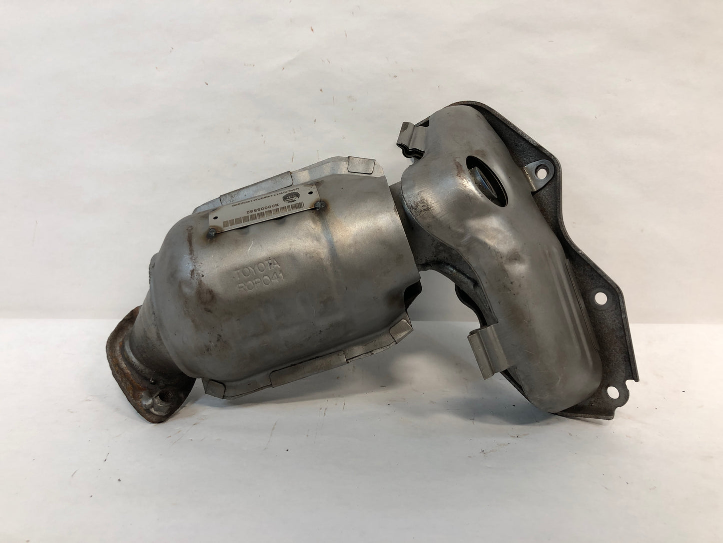 Right, Catalytic Converter with Integrated Exhaust Manifold