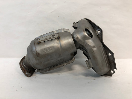Right, Catalytic Converter with Integrated Exhaust Manifold