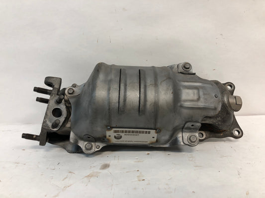 Catalytic Converter with Integrated Exhaust Manifold