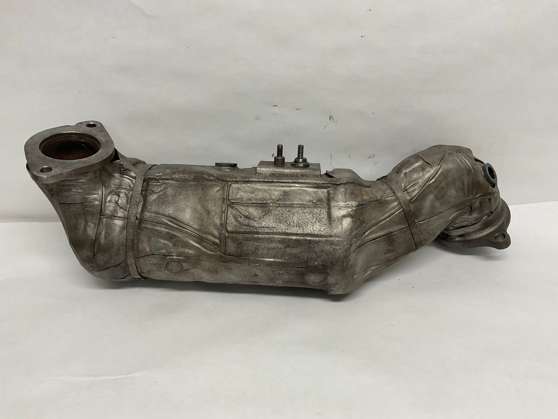 Converter Assembly
Explorer. 2.3l. Front. 2020-24.

Notes:	PARTS: Part has related component that cannot be reused/reinstalled; nut.
Replaces:	l1mz5e212b