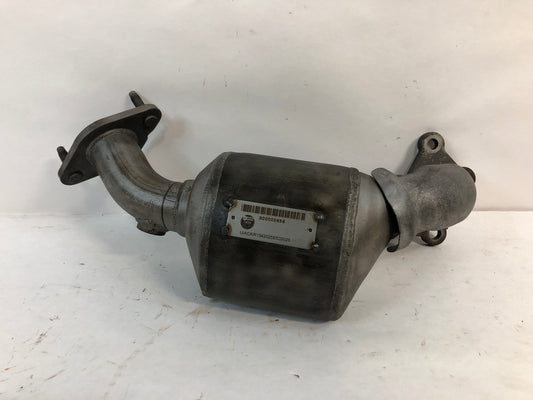 Catalytic Converter

Front Forward
Converter & Pipe, F (S)Converter
Impala, Monte Carlo. 3.6l. Front exhaust pipe. Federal. All.

Replaces:	20831819