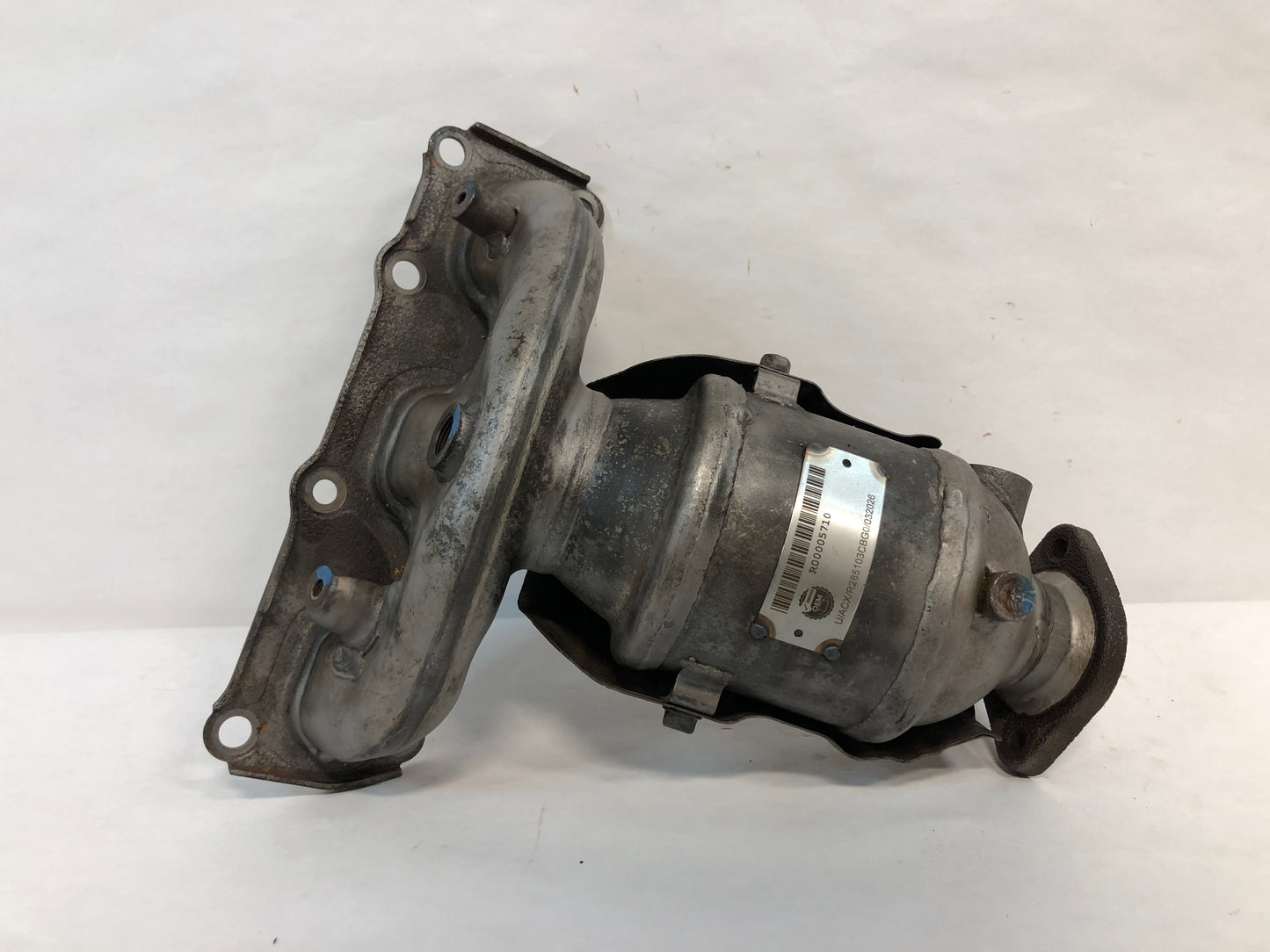 Exhaust Manifold Converter, Left