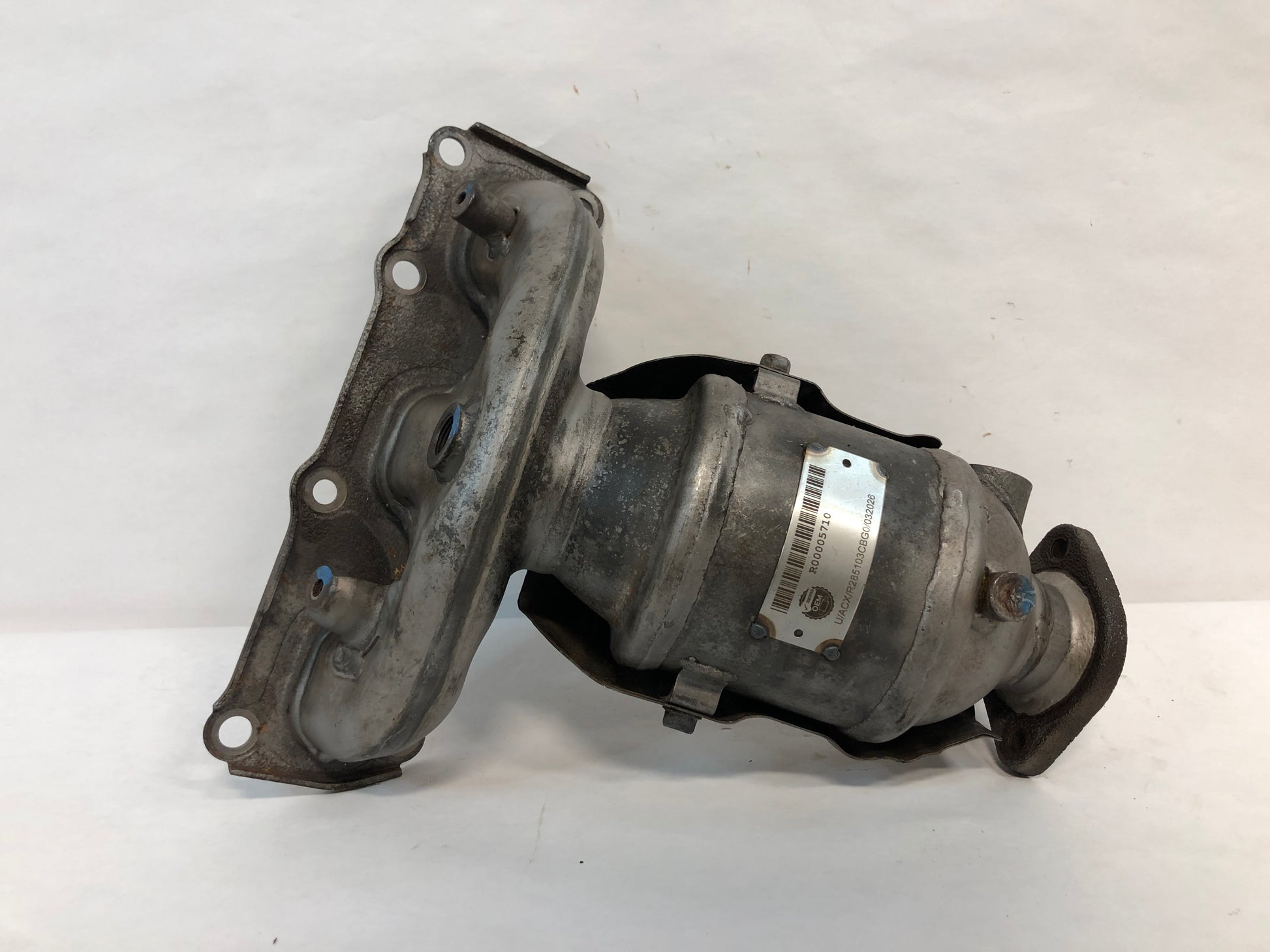 Exhaust Manifold Converter, Left