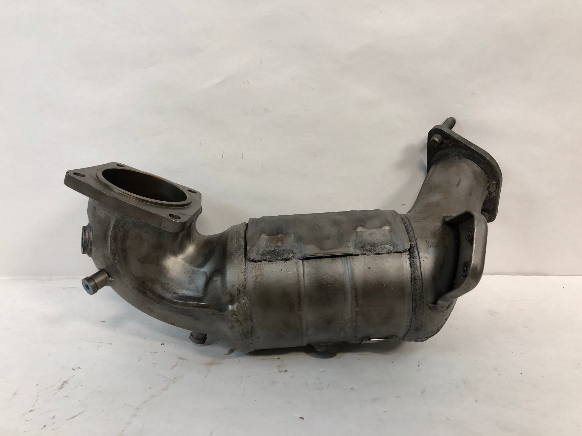 	Case Assembly Catalyst
Description:	
2.0L turbo. Kona N.