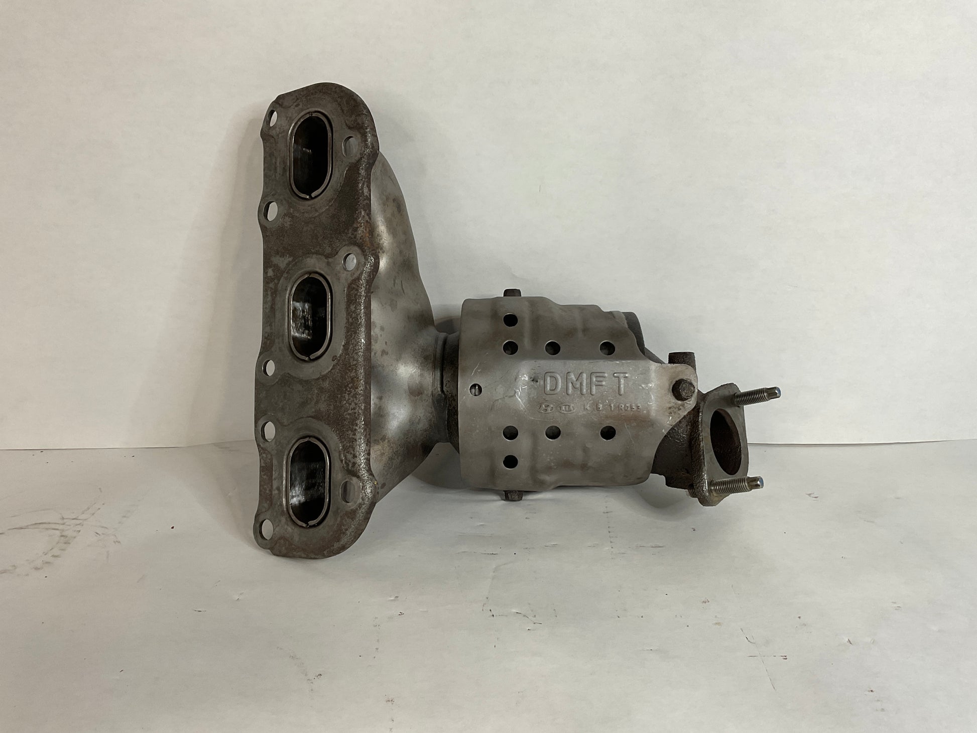 	Exhaust Manifold, Manifold Catalytic Assembly Exhaust Right-hand
Description:	
Santa Fe. 3.3l. Awd. Right. Santa Fe XL.