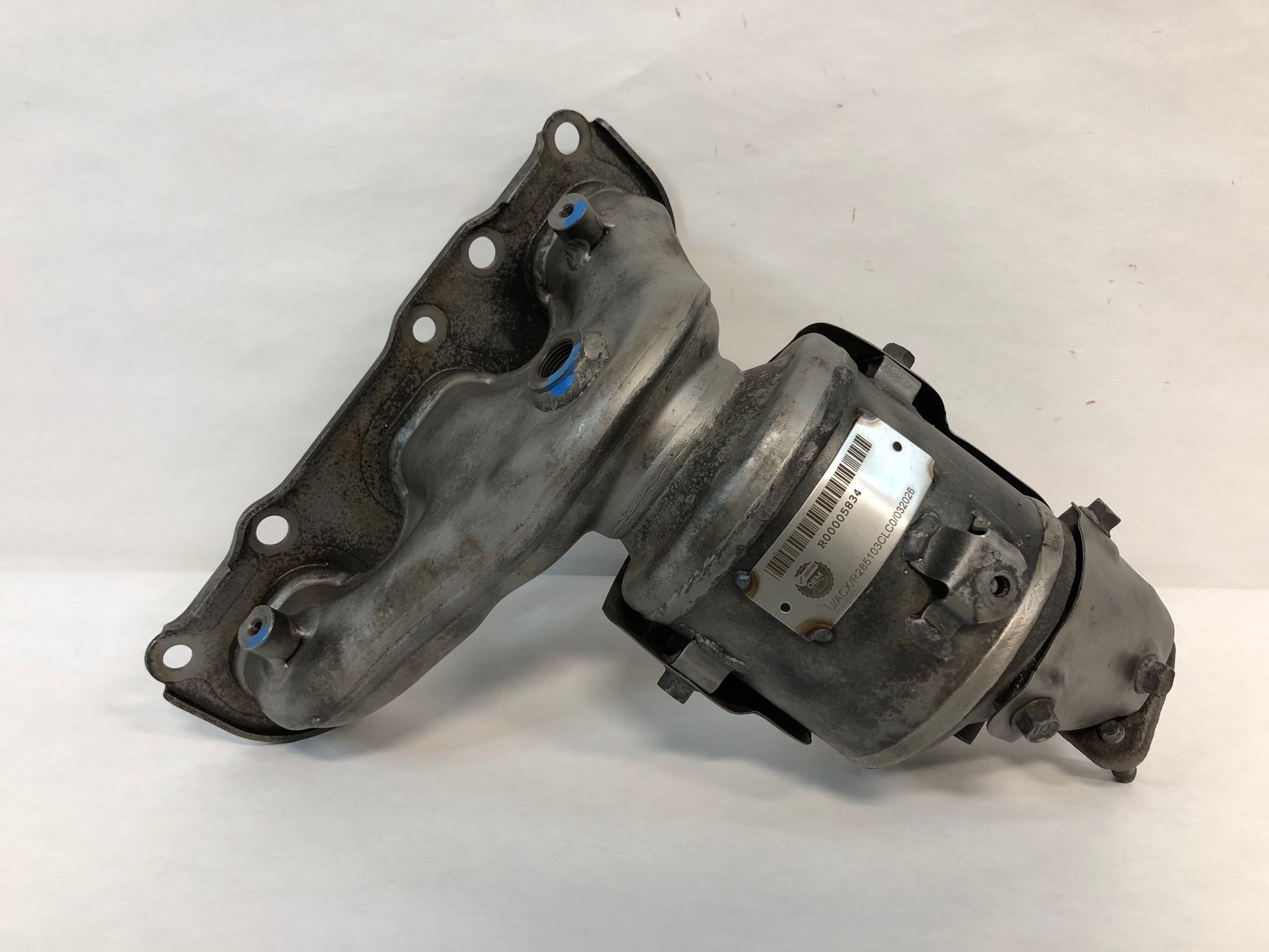 Right, Catalytic Converter with Integrated Exhaust Manifold W/AWD