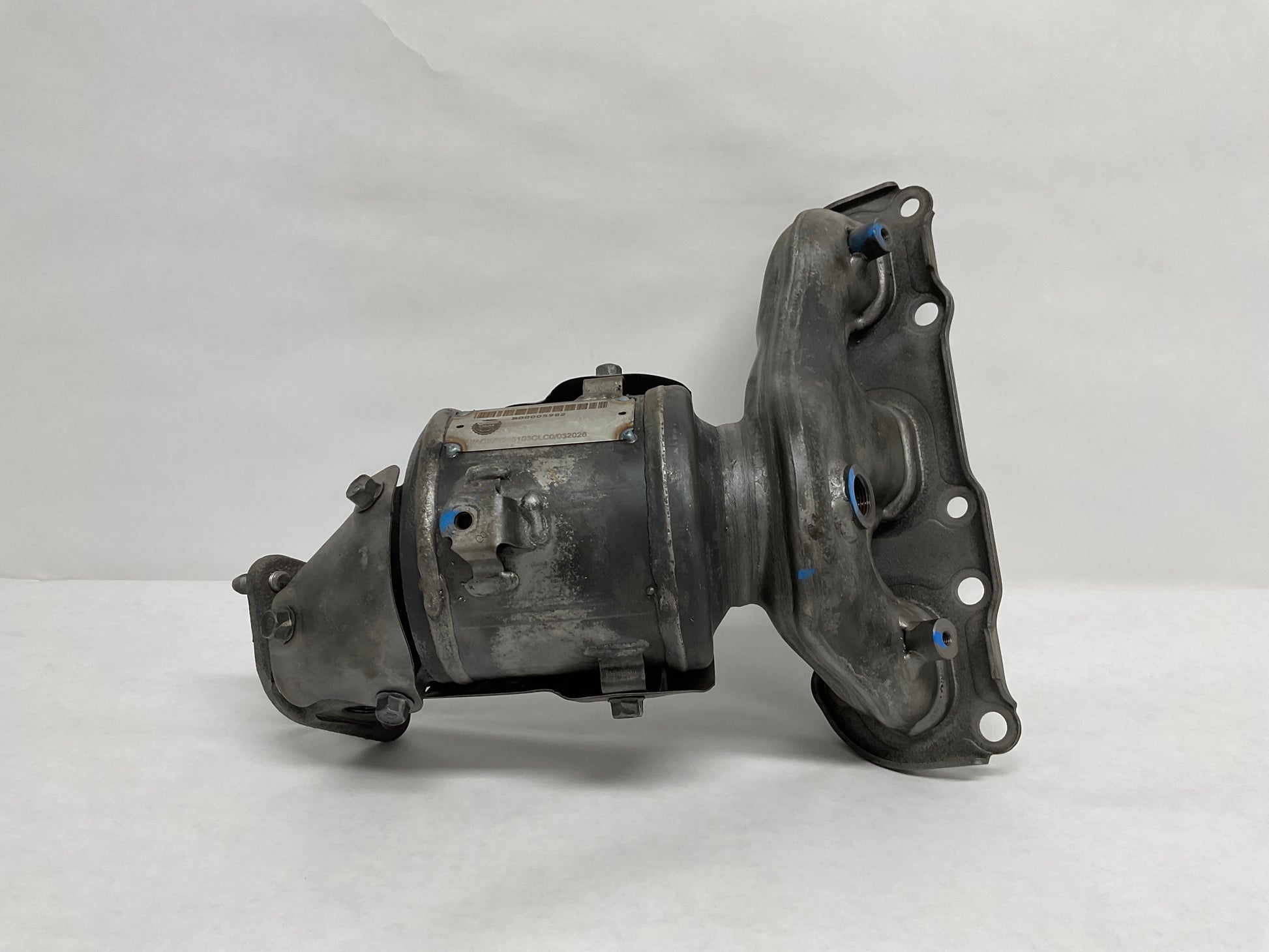 Right, Catalytic Converter with Integrated Exhaust Manifold W/AWD