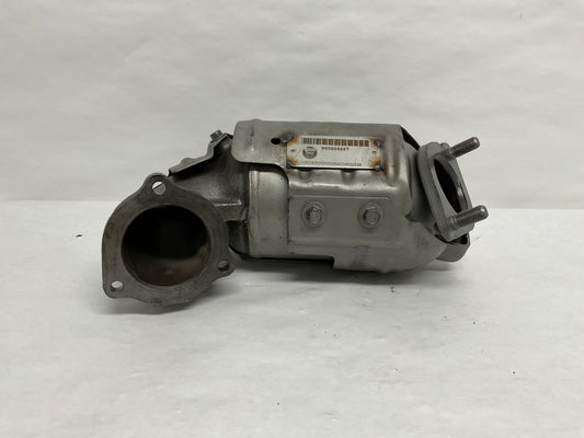 Case Assembly Catalyst	
1.6L, without awd. Tucson. 1.6l. Fwd.
Notes:	2.0L & 2.4L Engines Part Of Exhaust Manifold.