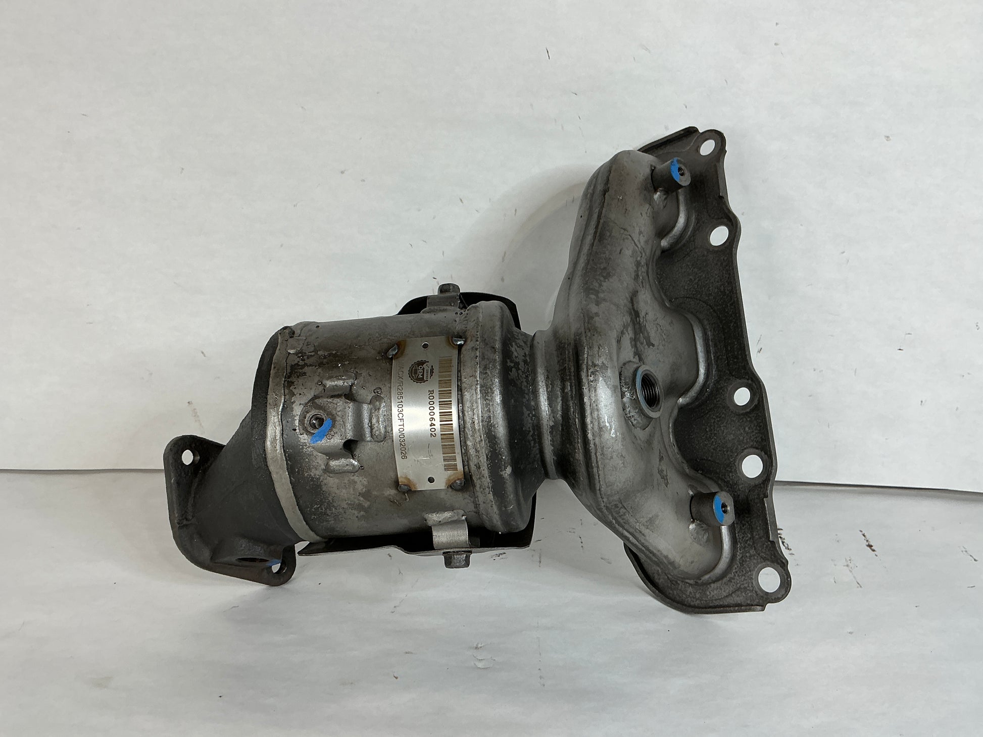 	Exhaust Manifold, Manifold Catalytic Assembly Exhaust Right-hand
Description:	
Santa Fe. 3.3l. Awd. Right. Santa Fe XL.