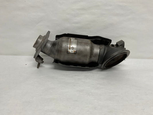 	25051-36240
Other Names:	Manifold, Converter Sub Assembly
Description:	
2.0L. NX300. NX200t.

Notes:	Includes: Catalytic Converter.