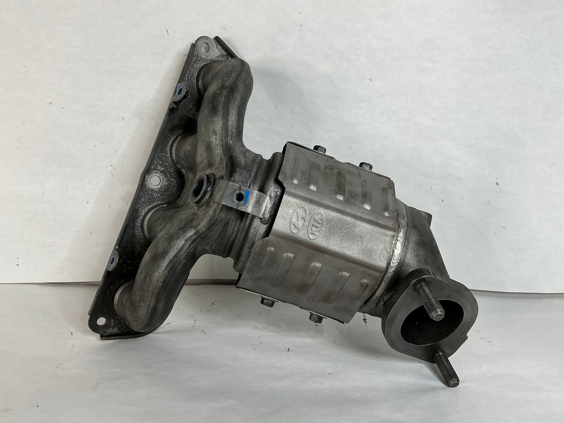 	28510-2E390
Other Names:	Manifold Catalytic Assembly Exhaust
Description:	
Sedan. Korea built. Federal. Elantra GT. 1.8l. Manual trans.