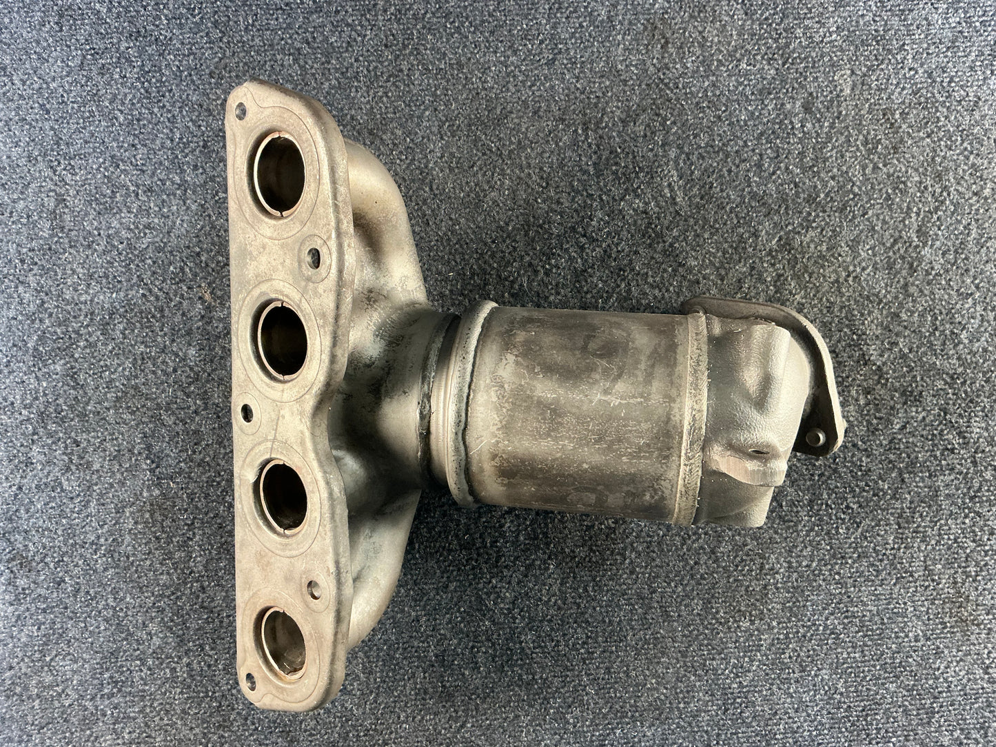 HYUNDAI/KIA Exhaust Manifold OEM PN 285102EKJ0 EPA Code ACX