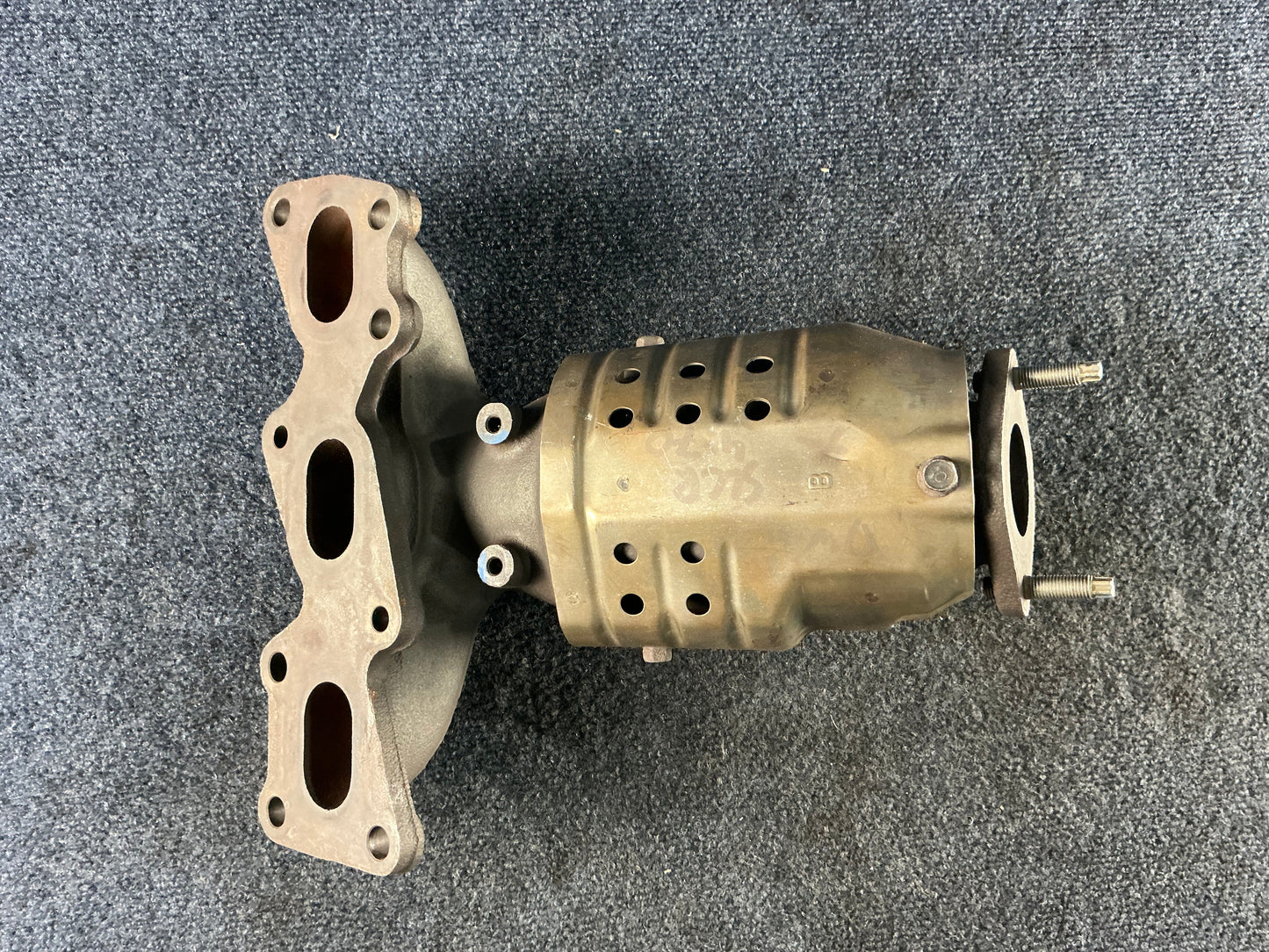 HYUNDAI/KIA Exhaust Manifold OEM PN 285103C680 EPA Code ACX