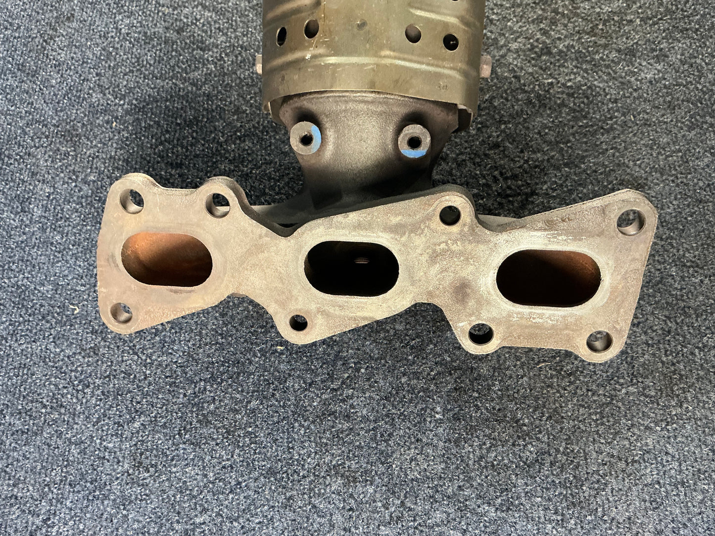 HYUNDAI/KIA Exhaust Manifold OEM PN 285103C680 EPA Code ACX